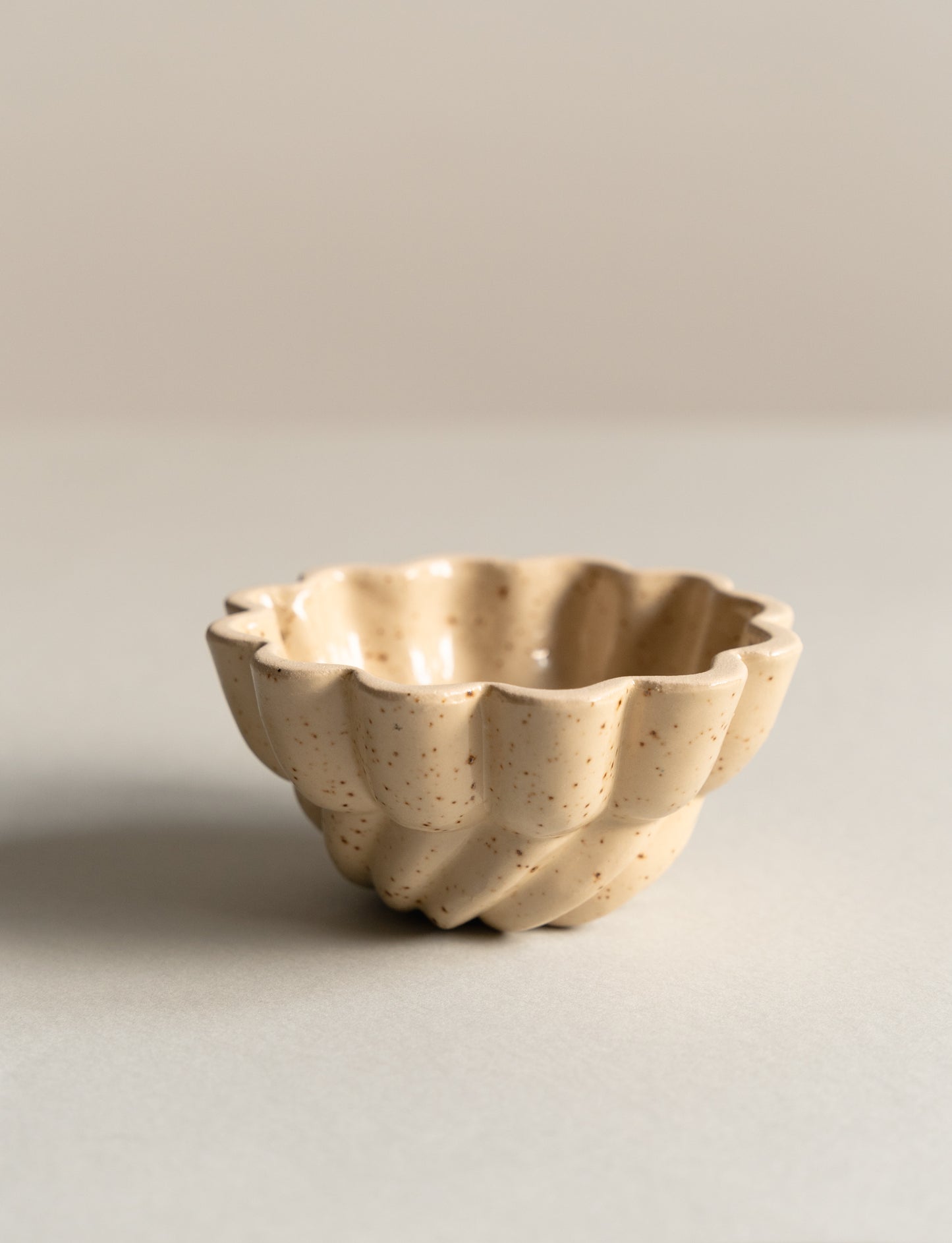 Jelly, pudding mould, bowl - pre-loved