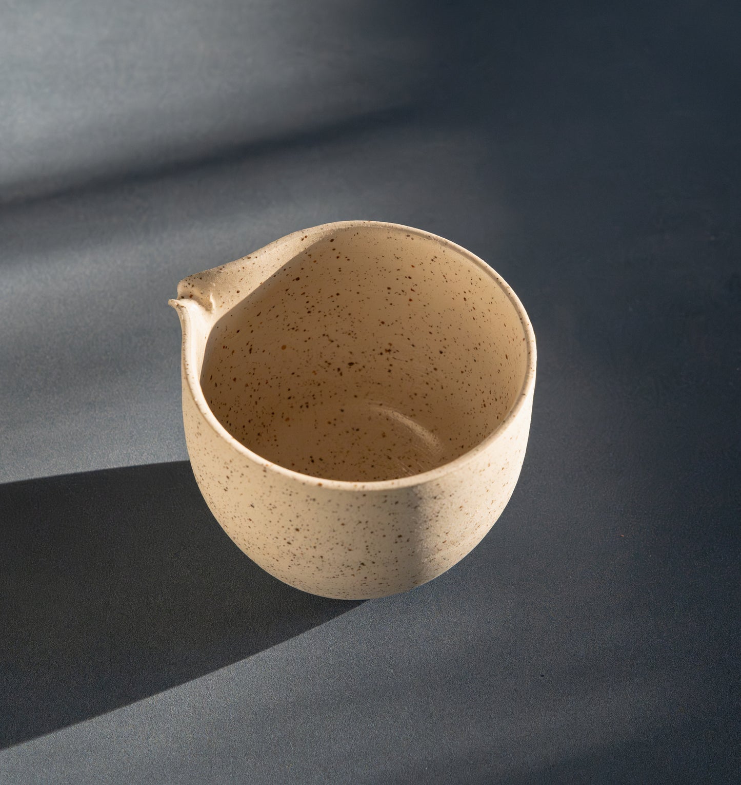 Handmade Matcha Bowl with a spout, 280 ml